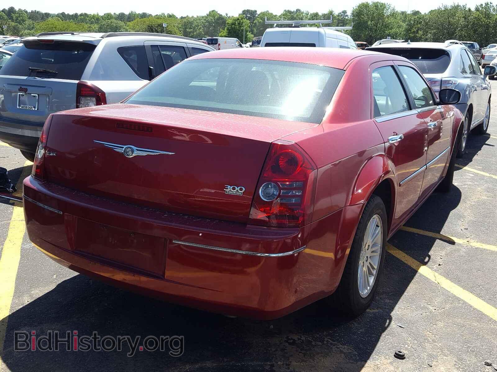 2010 CHRYSLER 300 - VIN: 2C3CA4CD6AH330565 - Фото 4