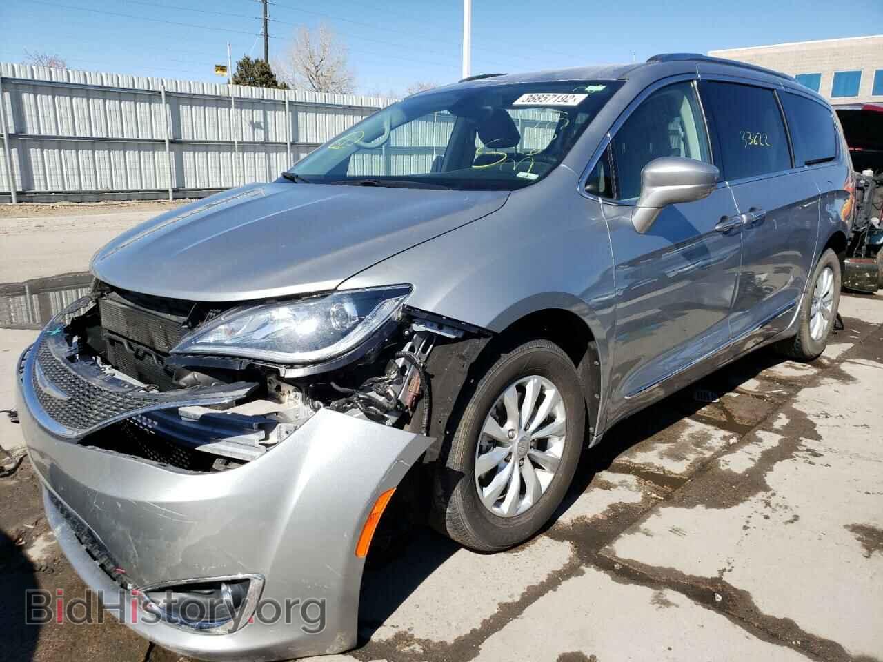 2019 CHRYSLER PACIFICA - VIN: 2C4RC1BG6KR554375 - Photo 2