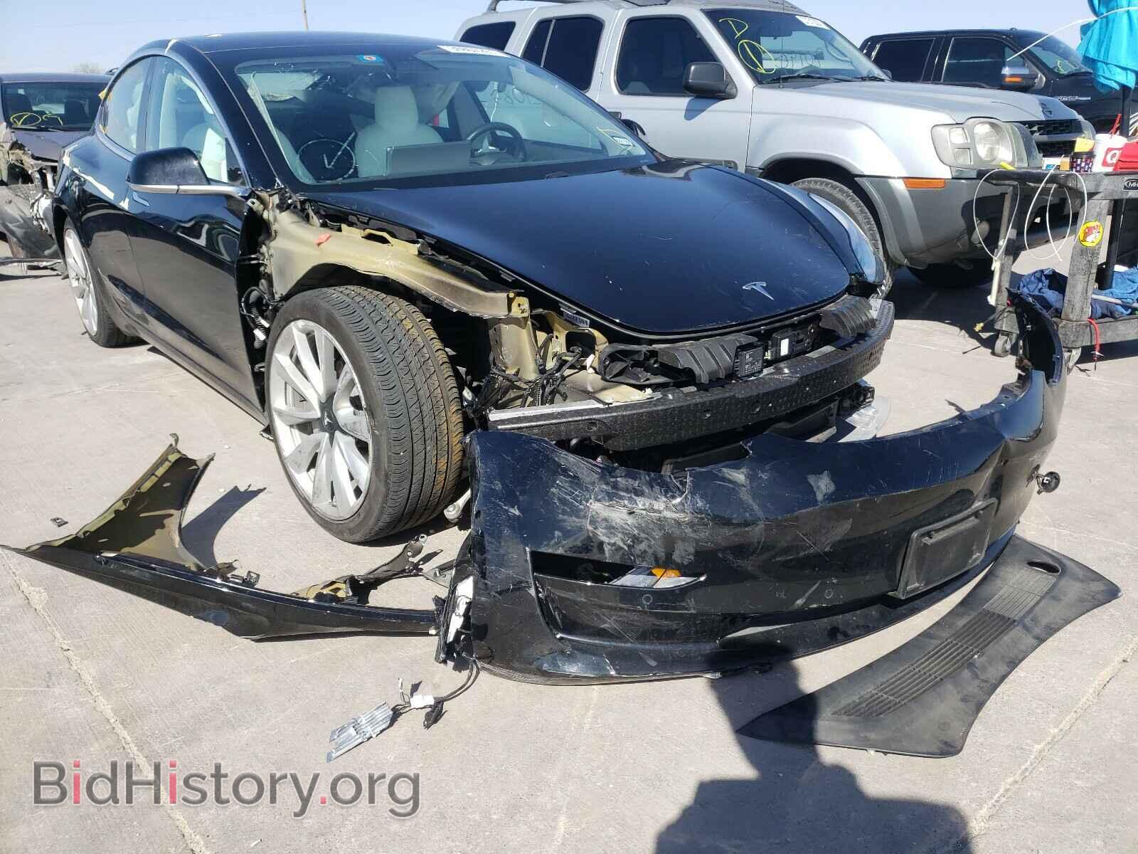 Фотография 5YJ3E1EB0JF188441 - TESLA MODEL 3 2018