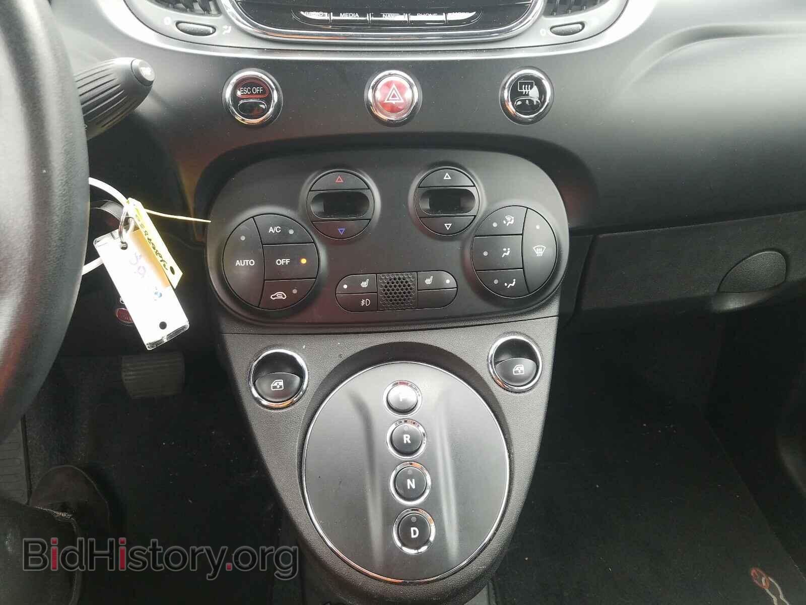2017 FIAT 500 - VIN: 3C3CFFGEXHT625136 - Photo 9