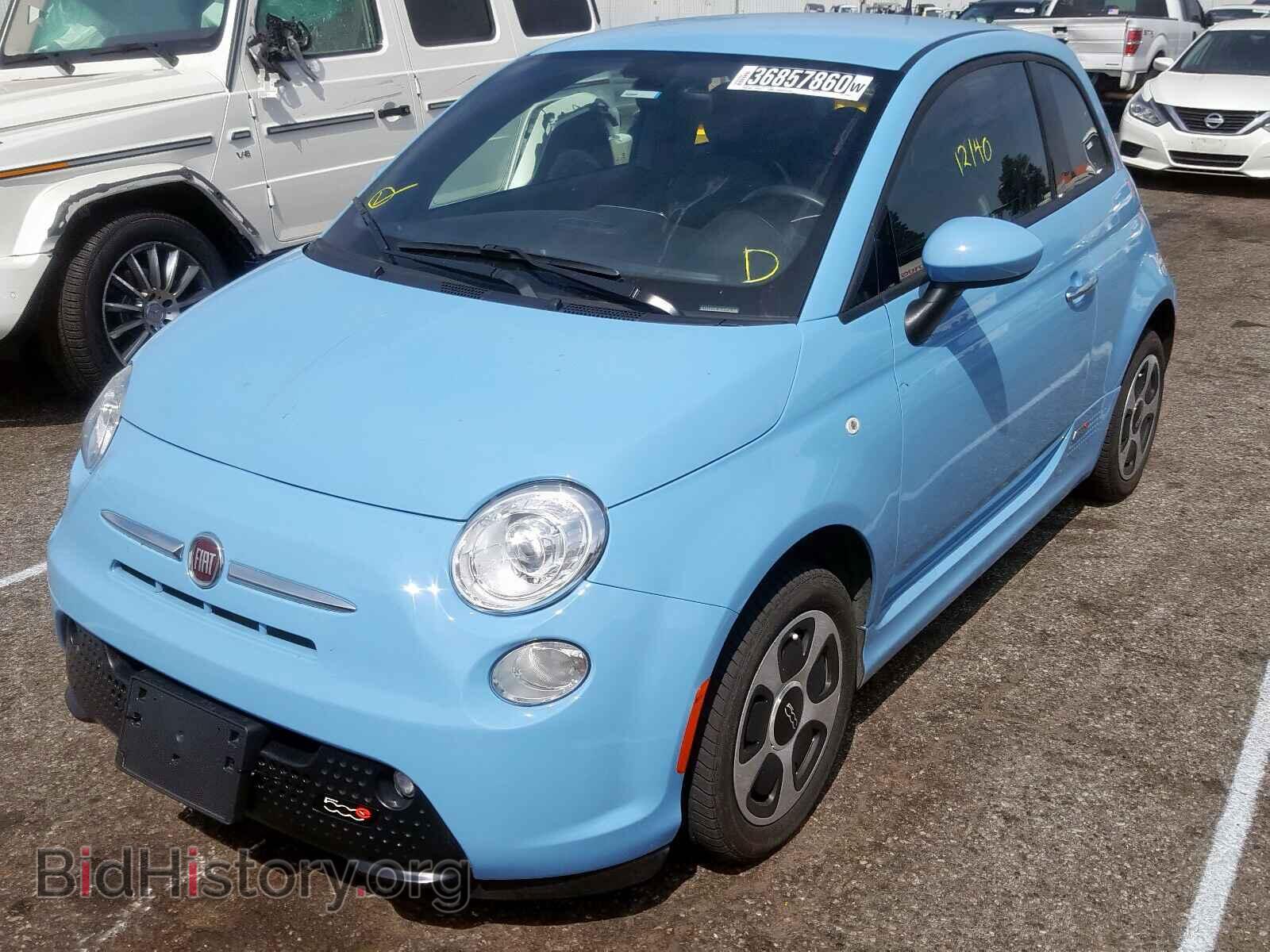 2017 FIAT 500 - VIN: 3C3CFFGE2HT634364 - Фото 2