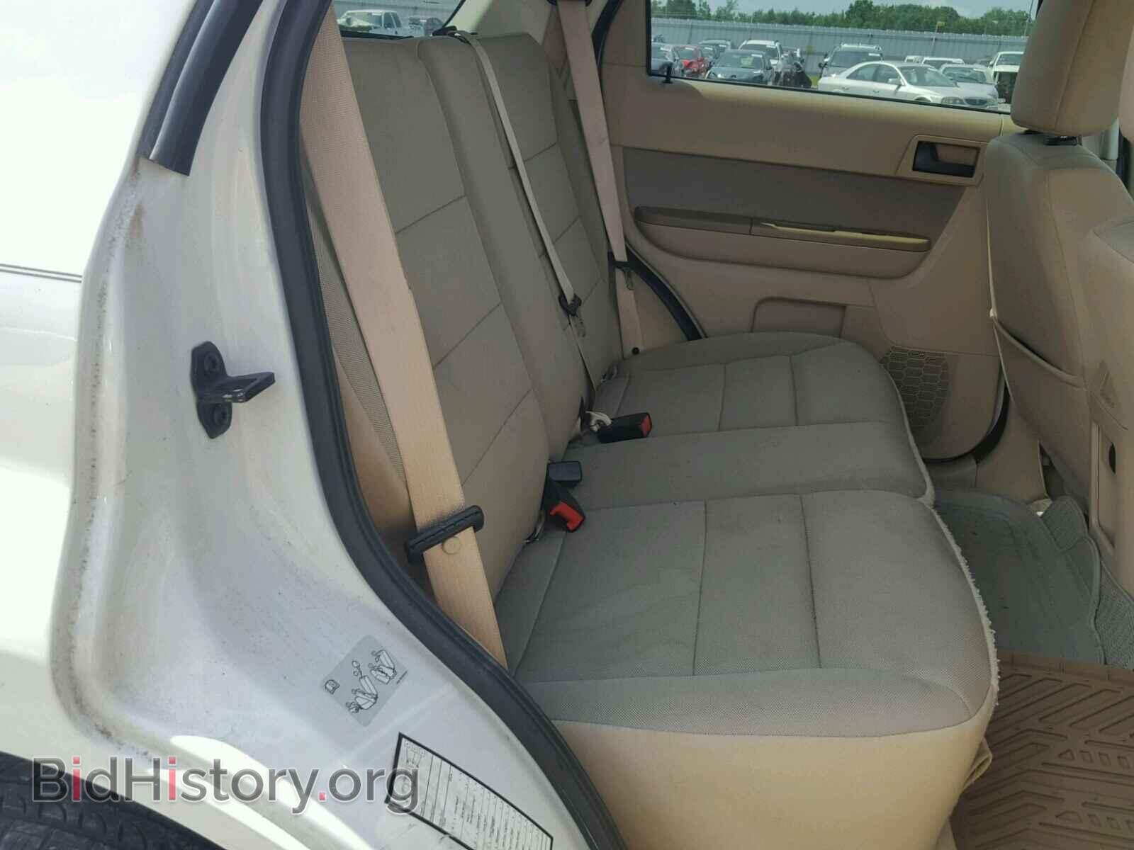 2011 FORD ESCAPE - VIN: 1FMCU0D70BKC19181 - Photo 6