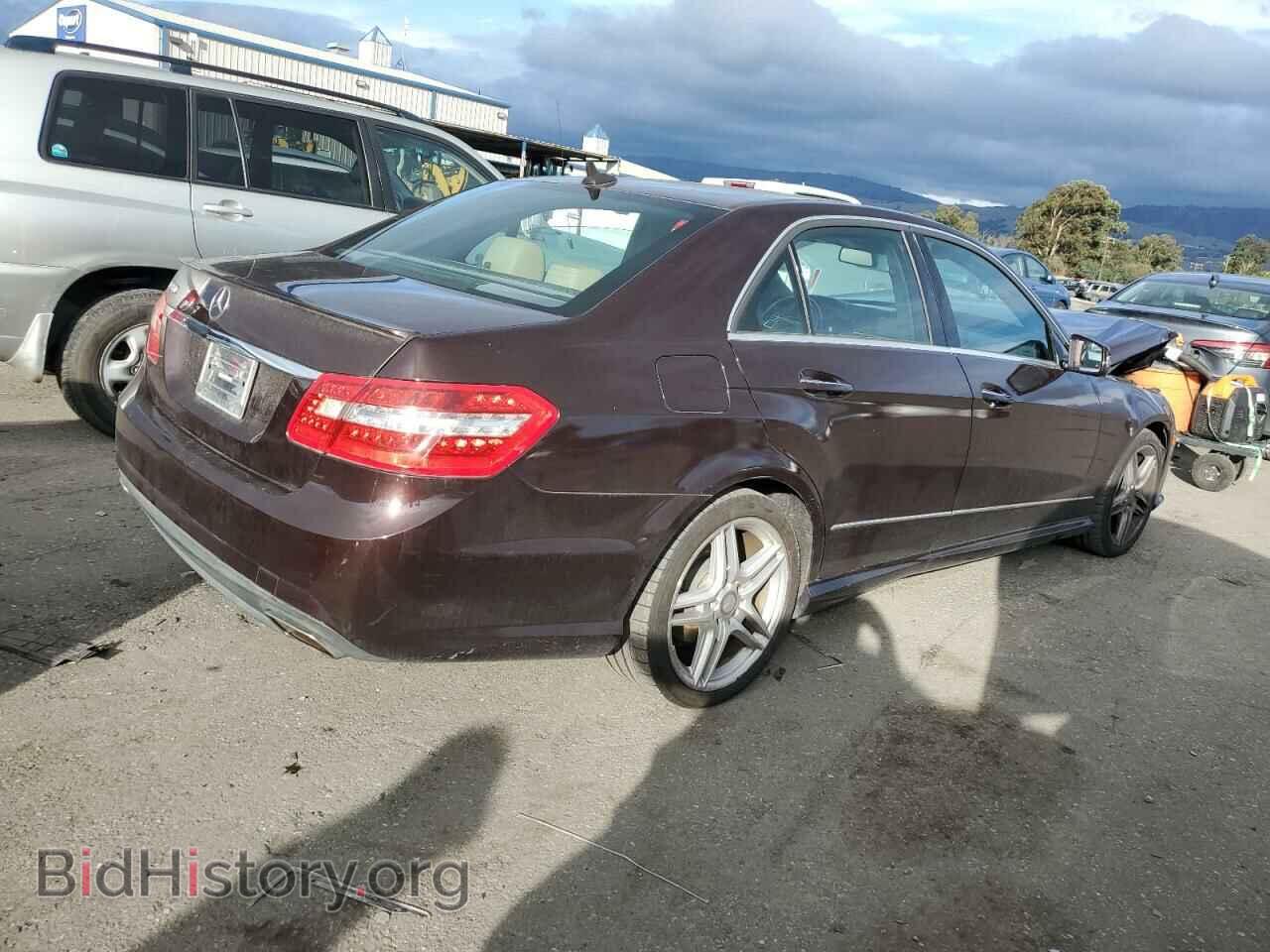 2013 MERCEDES-BENZ E-CLASS - VIN: WDDHF5KB5DA736581 - Фото 3