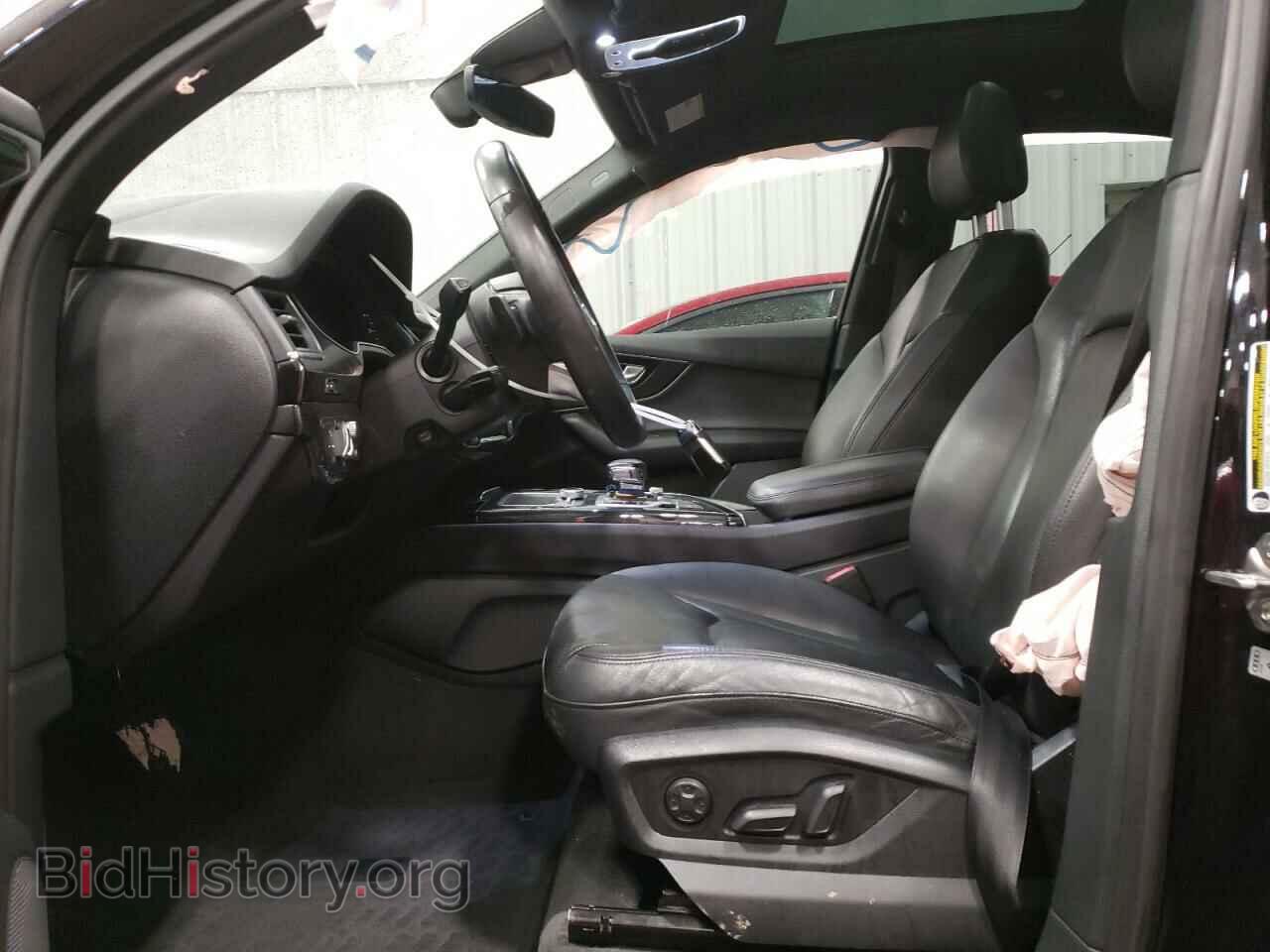 2017 AUDI Q7 - VIN: WA1VAAF74HD034275 - Фото 7