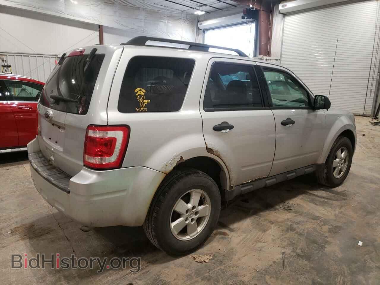 2010 FORD ESCAPE - VIN: 1FMCU9D75AKC79119 - Фото 3