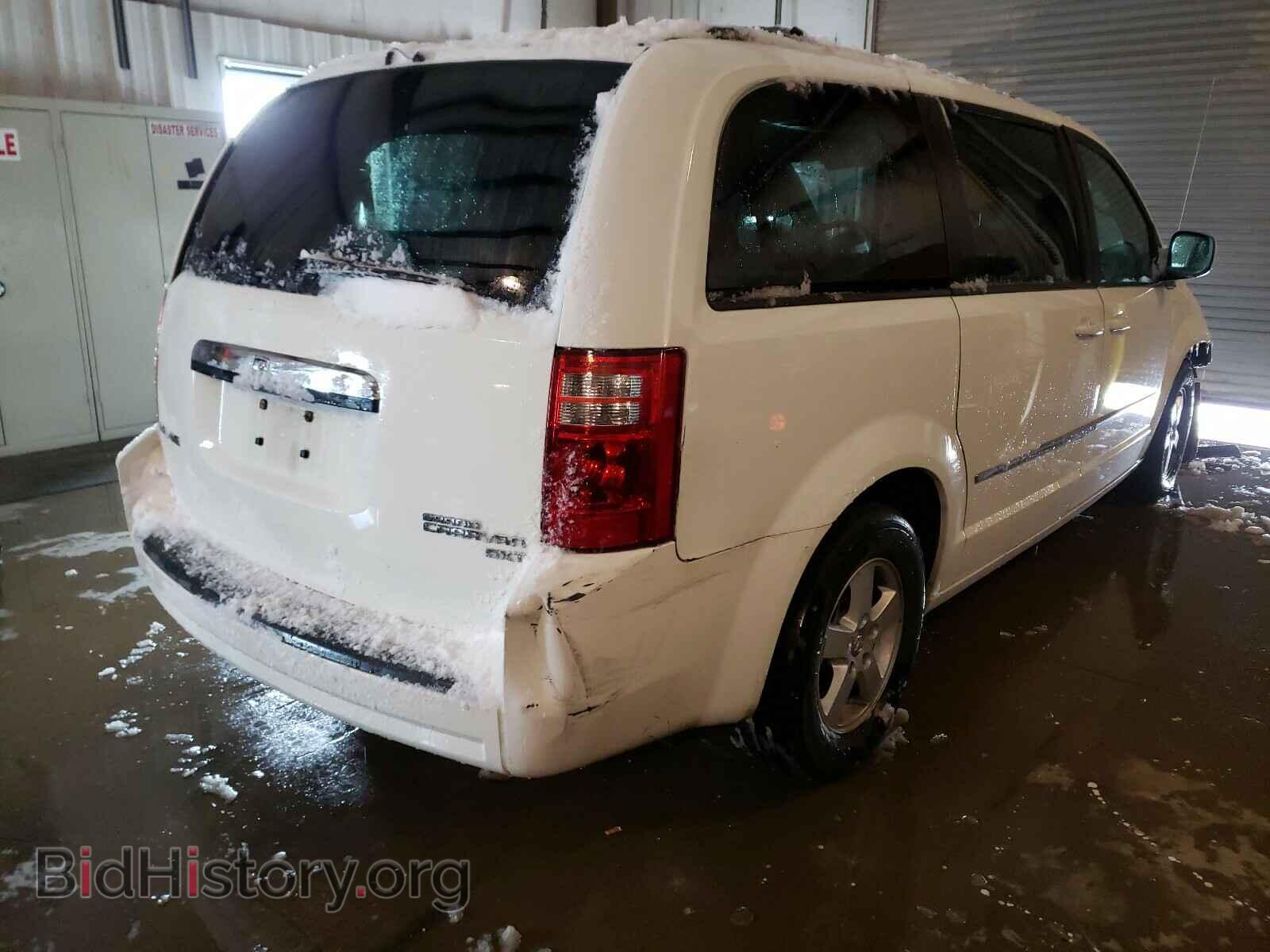 2010 DODGE GRAND CARA - VIN: 2D4RN5D11AR408803 - Фото 4