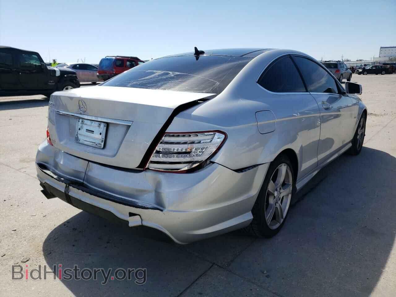 2012 MERCEDES-BENZ C-CLASS - VIN: WDDGJ4HBXCF794621 - Фото 4