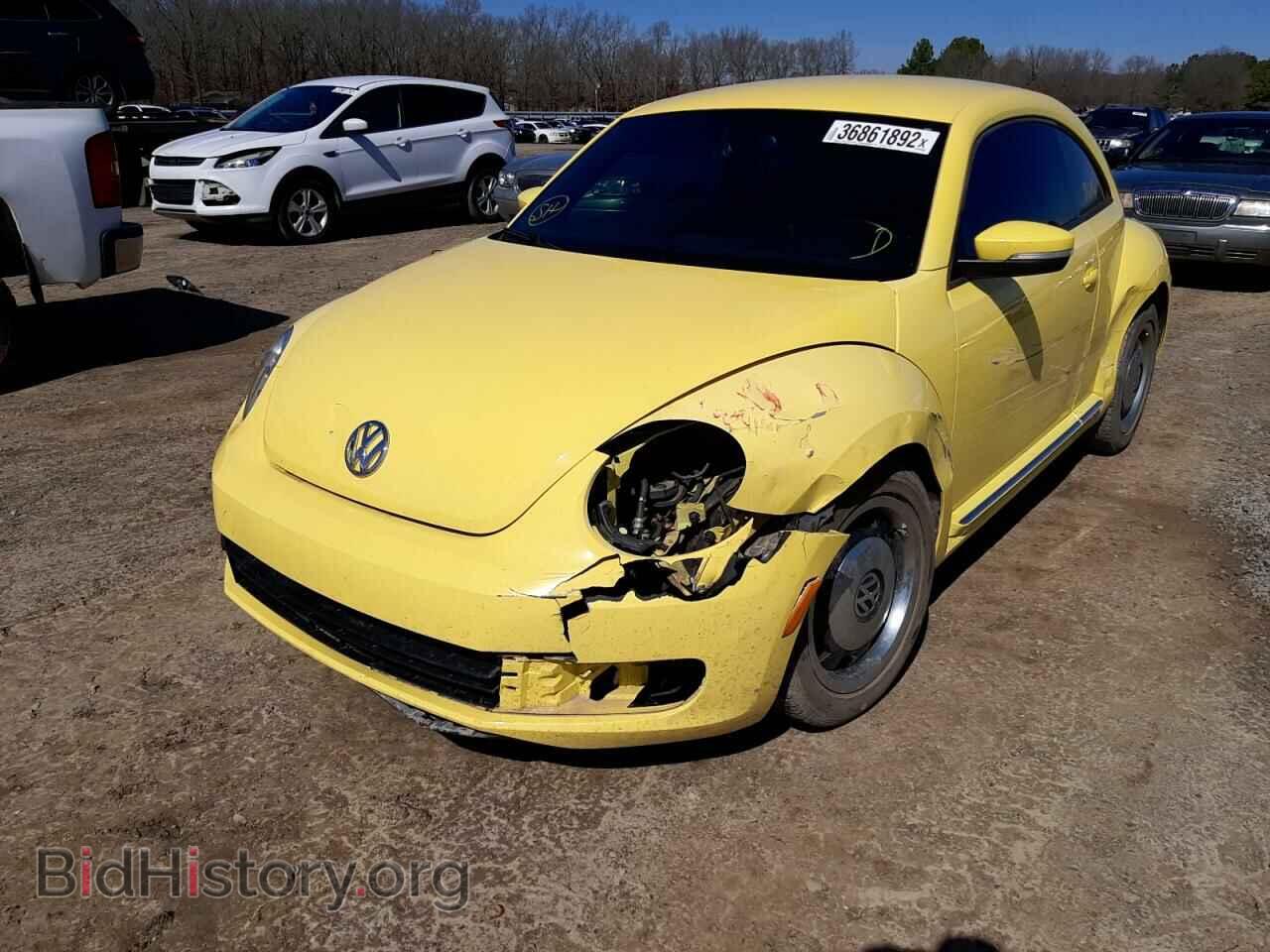 2012 VOLKSWAGEN BEETLE - VIN: 3VWJX7AT2CM664669 - Фото 2