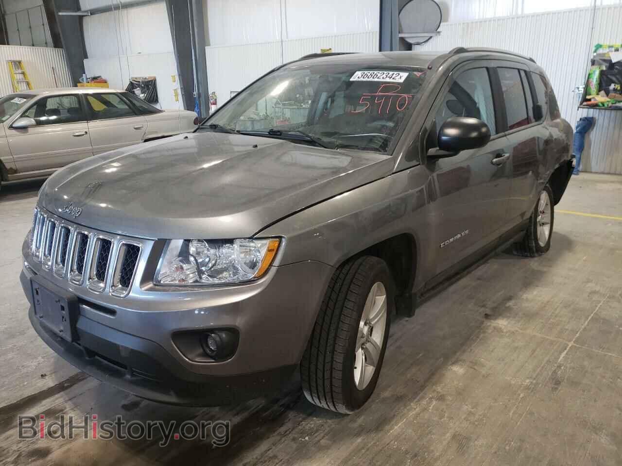 2011 JEEP COMPASS - VIN: 1J4NT1FB2BD195410 - Photo 2