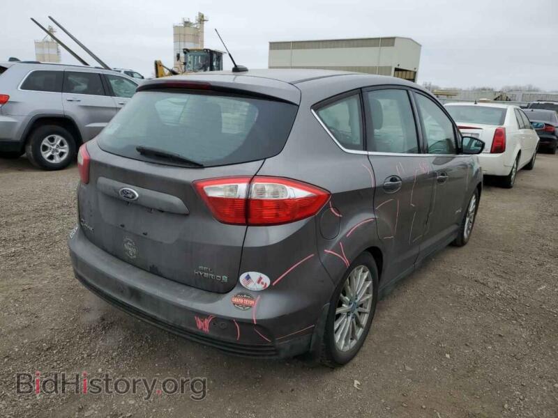 2013 Ford CMAX (VIN 1FADP5BU4DL551780) — фото 3 из 12