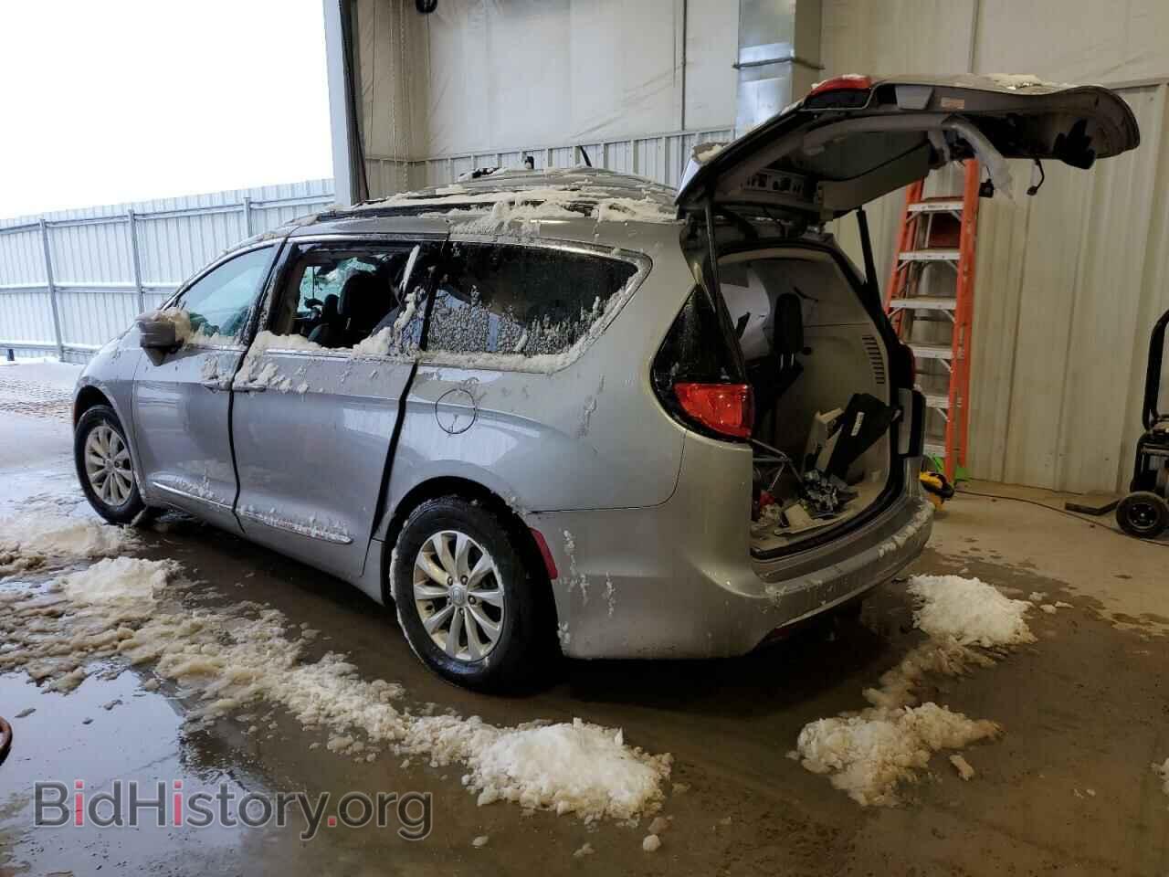 2017 CHRYSLER PACIFICA - VIN: 2C4RC1BG6HR642304 - Фото 2