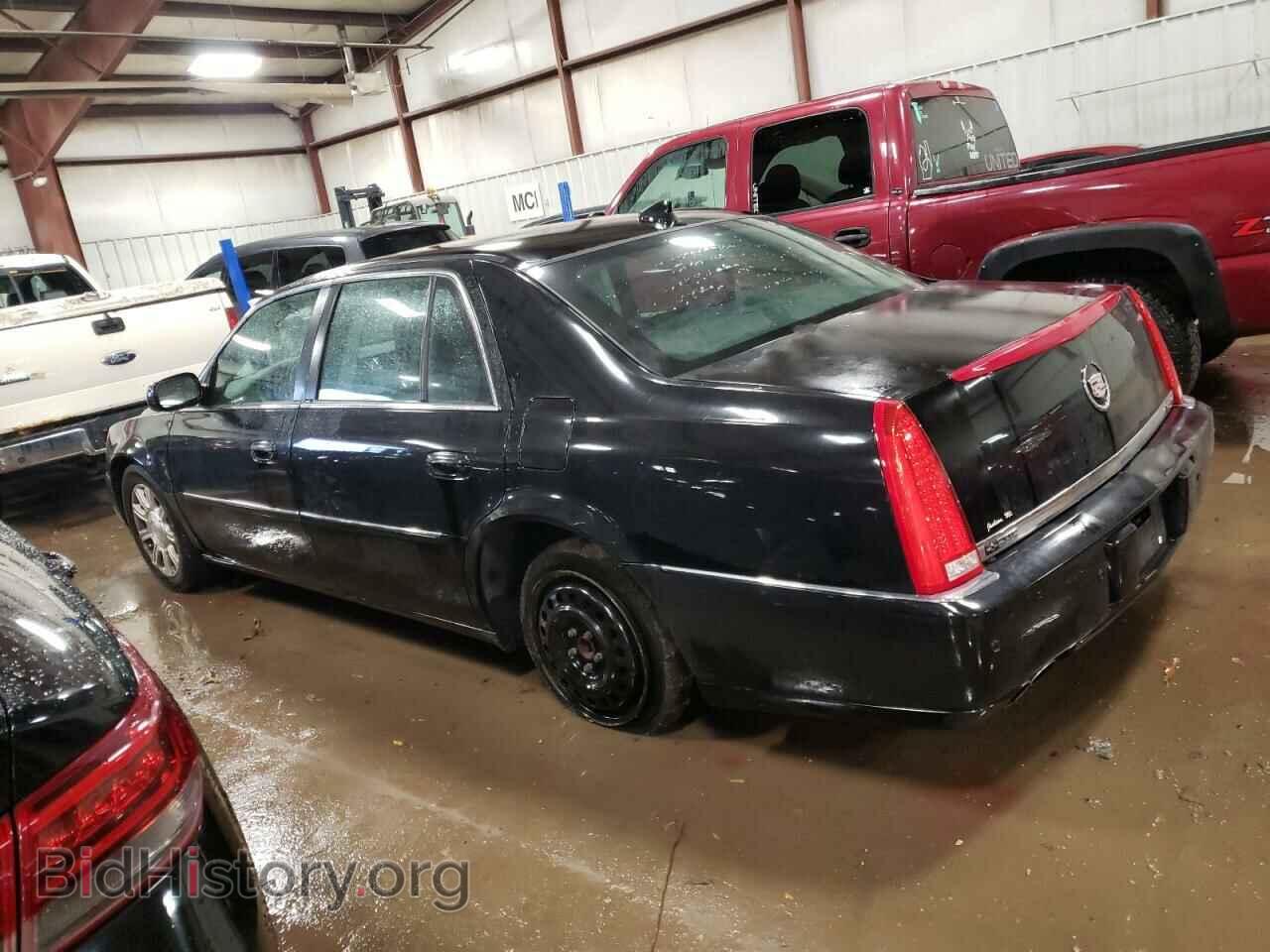 2011 CADILLAC DTS - VIN: 1G6KA5E61BU123739 - Фото 2
