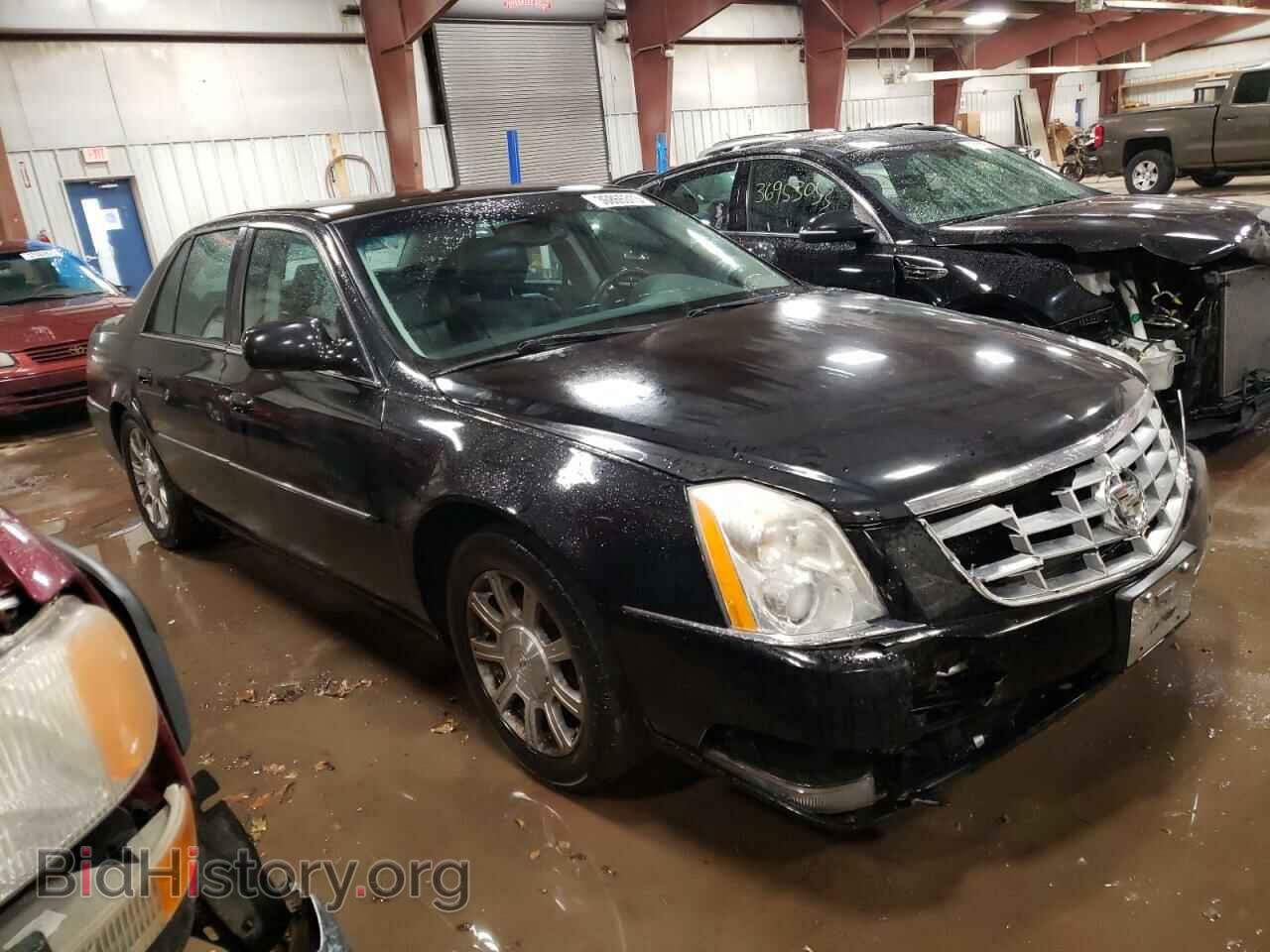 2011 CADILLAC DTS - VIN: 1G6KA5E61BU123739 - Фото 4