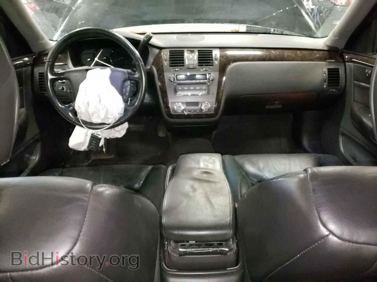 2011 CADILLAC DTS - VIN: 1G6KA5E61BU123739 - Фото 8