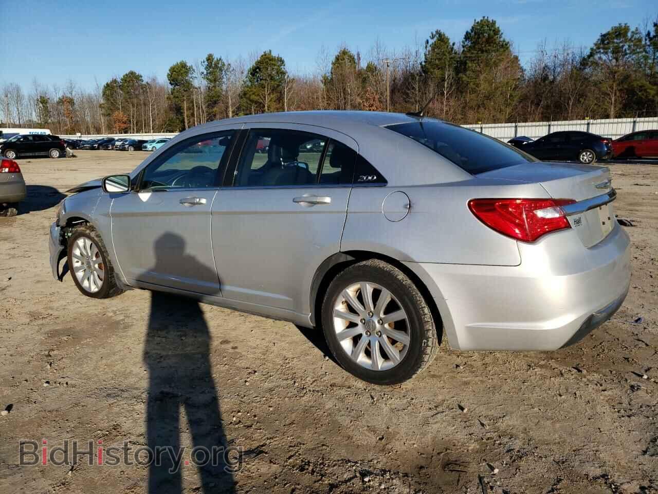2011 CHRYSLER 200 - VIN: 1C3BC1FB6BN512810 - Фото 2