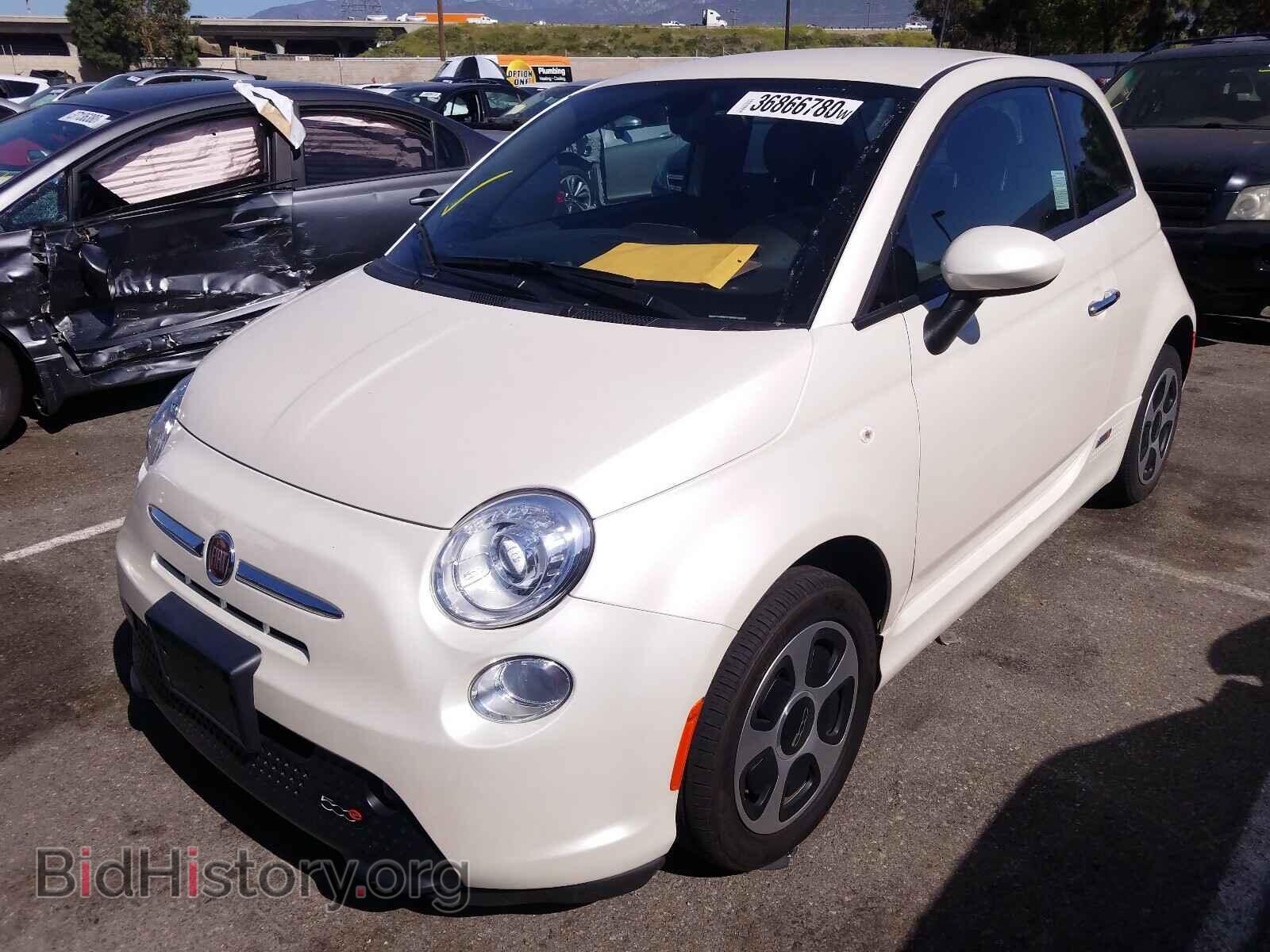 2017 FIAT 500 - VIN: 3C3CFFGEXHT547828 - Photo 2