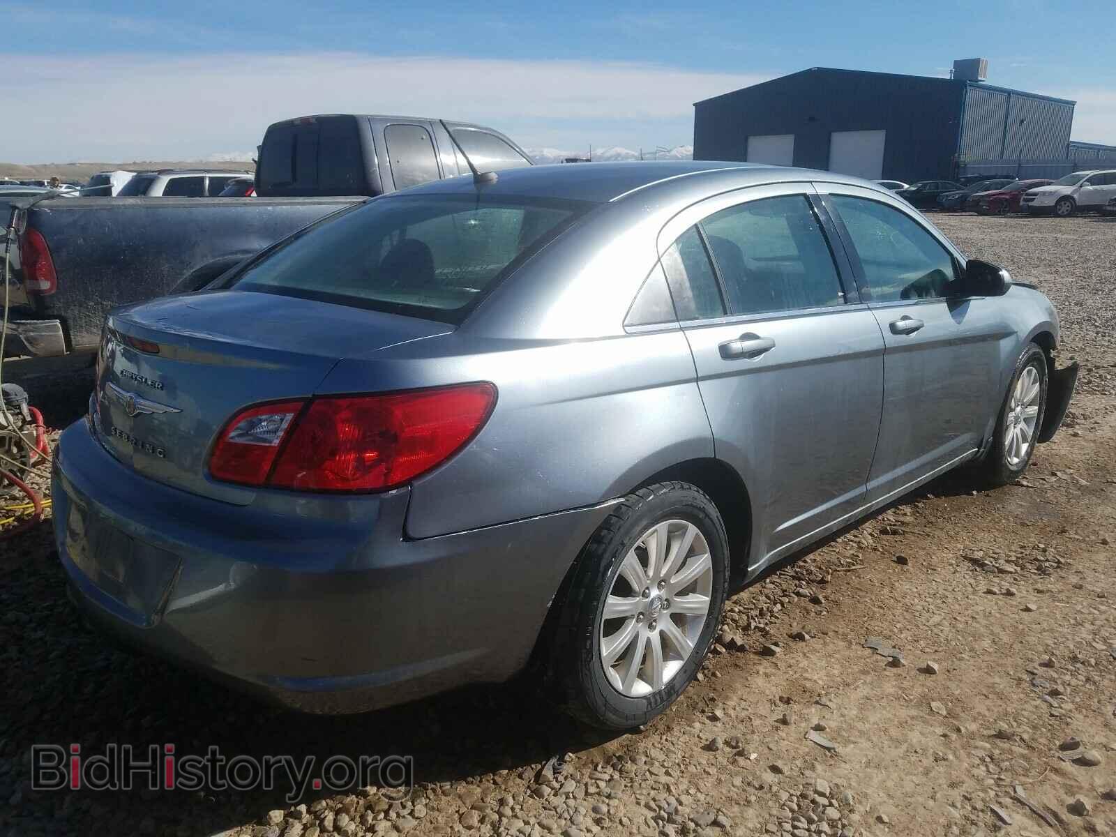 2010 CHRYSLER SEBRING - VIN: 1C3CC5FB4AN154505 - Фото 4