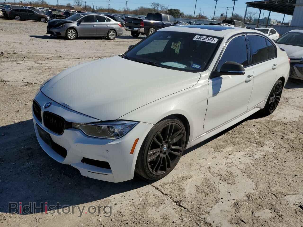 Photo WBA3A9C54EF479224 - BMW 3 SERIES 2014
