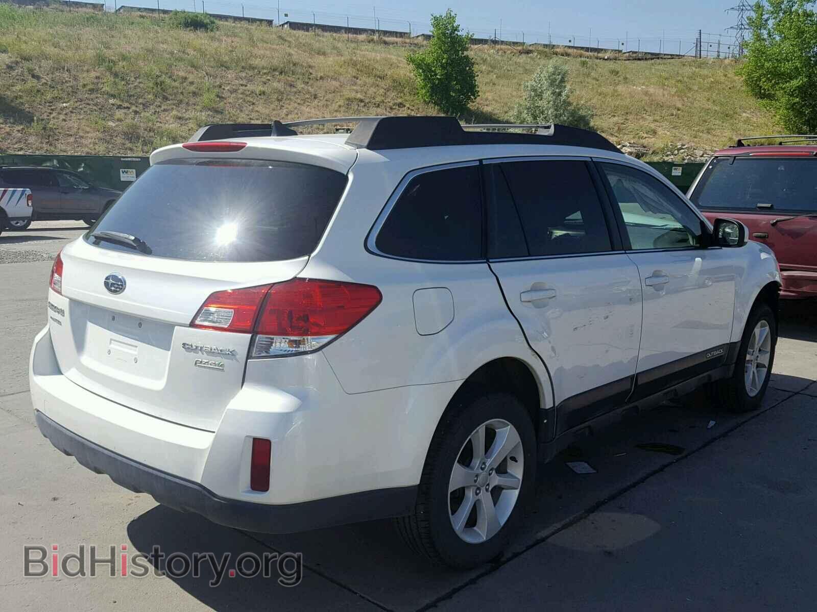 2014 SUBARU OUTBACK - VIN: 4S4BRBCC4E3273203 - Фото 4