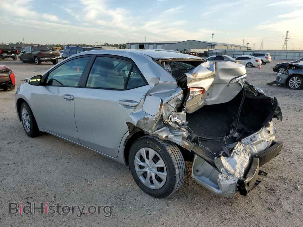 2015 TOYOTA COROLLA - VIN: 5YFBURHE5FP221643 - Фото 2
