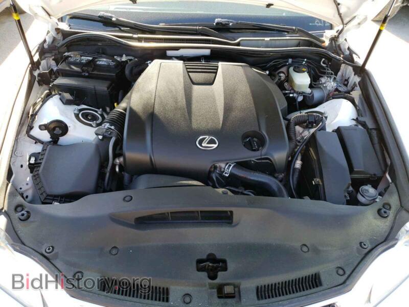 2014 Lexus IS (VIN JTHCF1D26E5012725) — фото 7 из 10