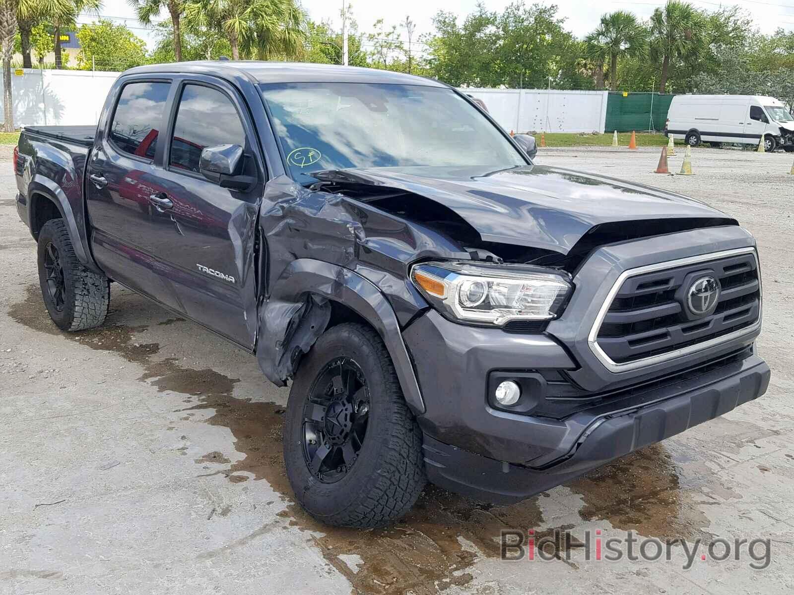 Фотография 5TFAZ5CN3JX060782 - TOYOTA TACOMA DOU 2018