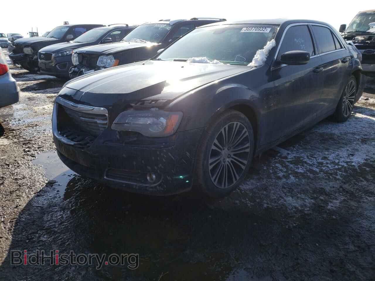 2013 CHRYSLER 300 - VIN: 2C3CCABT6DH505127 - Фото 2