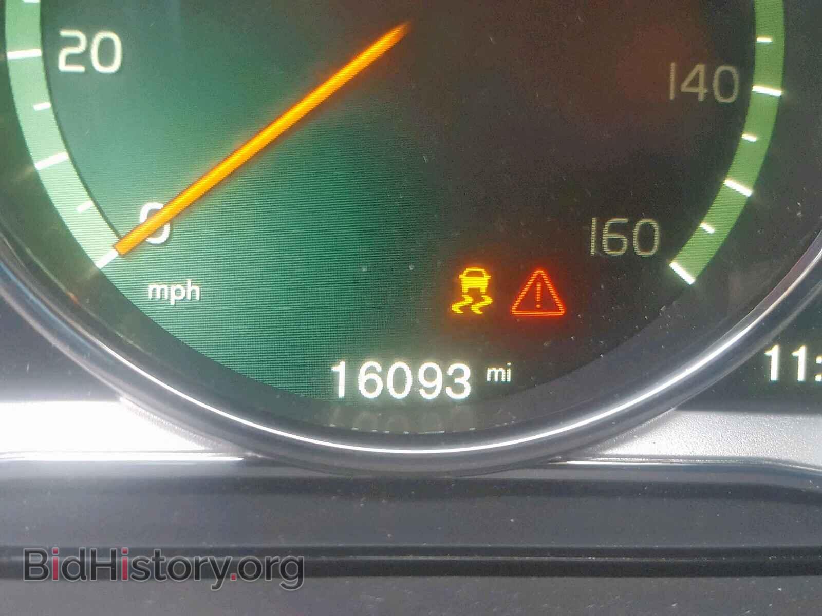 2017 VOLVO S60 - VIN: LYV402HM1HB144224 - Фото 8