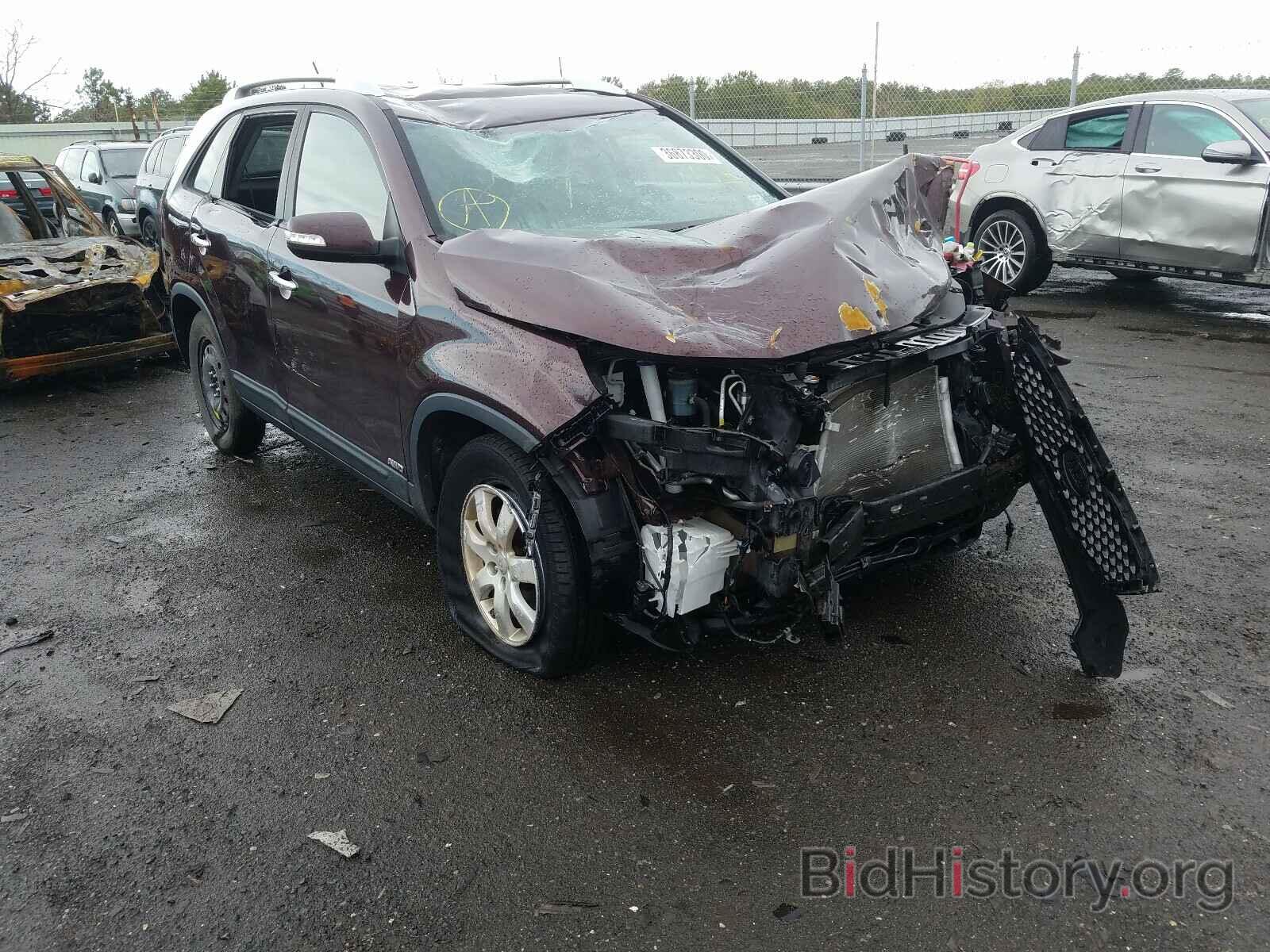 Photo 5XYKTDA63DG399447 - KIA SORENTO 2013