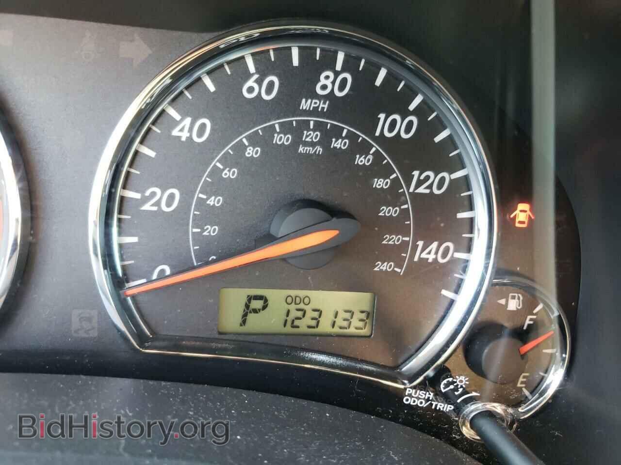 2011 TOYOTA COROLLA - VIN: 2T1BU4EE6BC660352 - Фото 8
