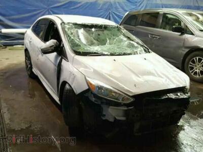 2015 Ford FOCUS Focus SE, белый — VIN 1FADP3F26FL240531, Copart