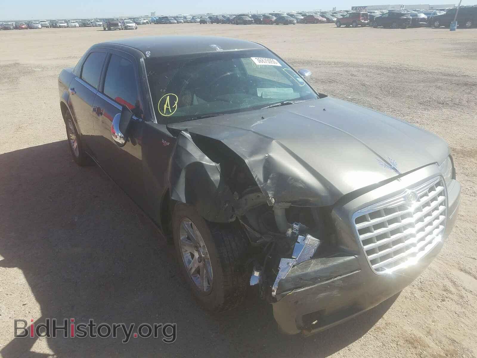 Photo 2C3CA4CD1AH162107 - CHRYSLER 300 2010