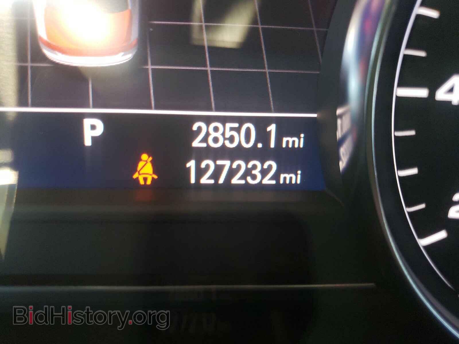 2011 AUDI A8 - VIN: WAURVAFDXBN005833 - Фото 8
