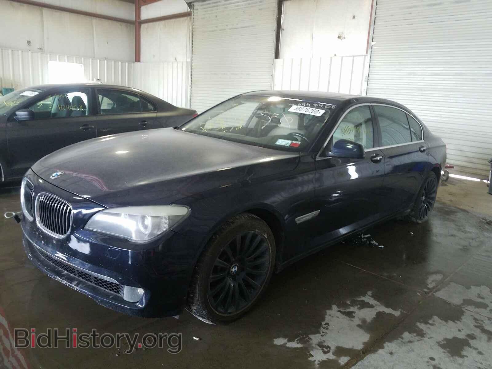 2012 BMW 7 SERIES - VIN: WBAKC8C57CC435202 - Фото 2