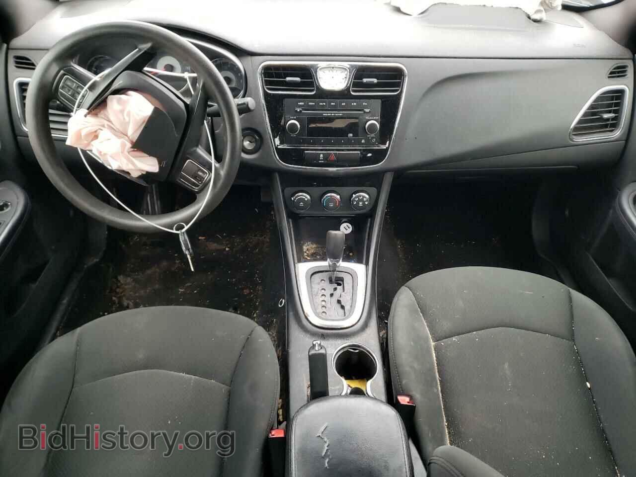 2012 CHRYSLER 200 - VIN: 1C3CCBAB4CN105555 - Фото 8