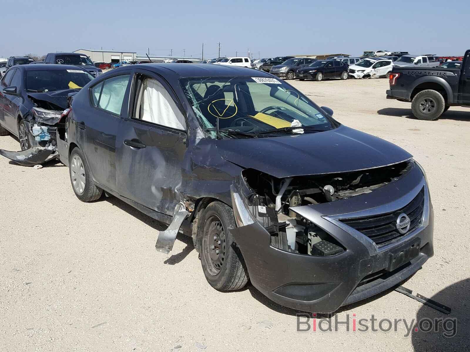 Photo 3N1CN7AP5JL838115 - NISSAN VERSA 2018