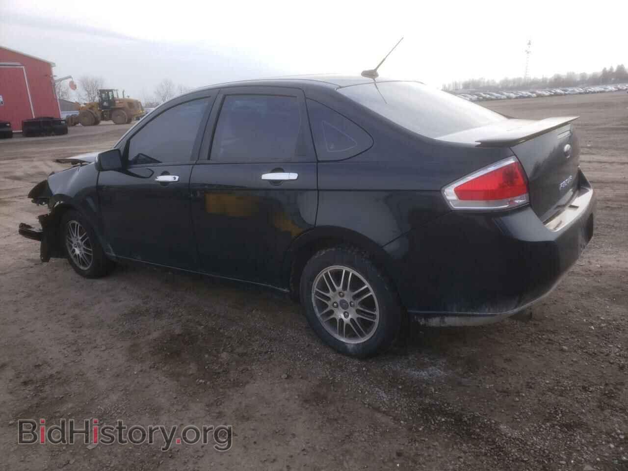 2011 FORD FOCUS - VIN: 1FAHP3FN9BW156529 - Photo 2