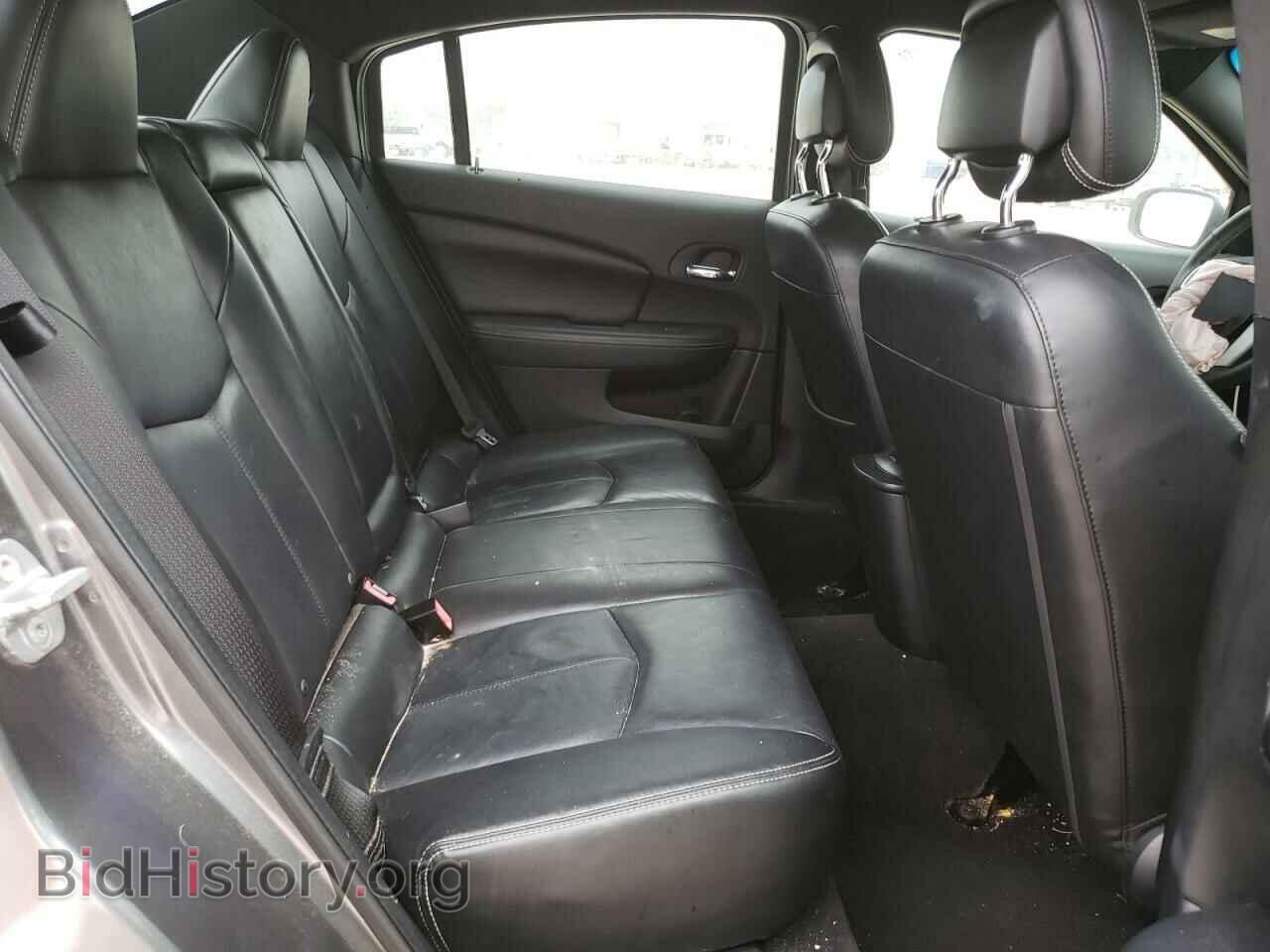 2011 CHRYSLER 200 - VIN: 1C3BC2FG7BN577831 - Photo 10