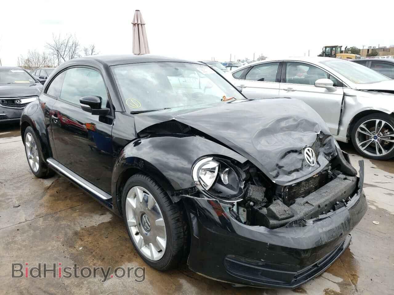 Photo 3VWJP7AT9CM623486 - VOLKSWAGEN BEETLE 2012