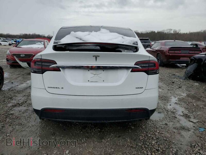 2018 Tesla MODEL X (VIN 5YJXCAE29JF137463) — фото 6 из 13
