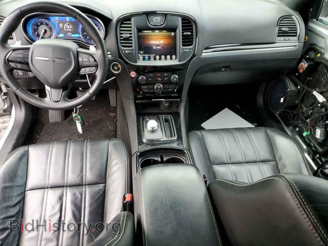 2021 CHRYSLER 300 - VIN: 2C3CCABG3MH520218 - Фото 8