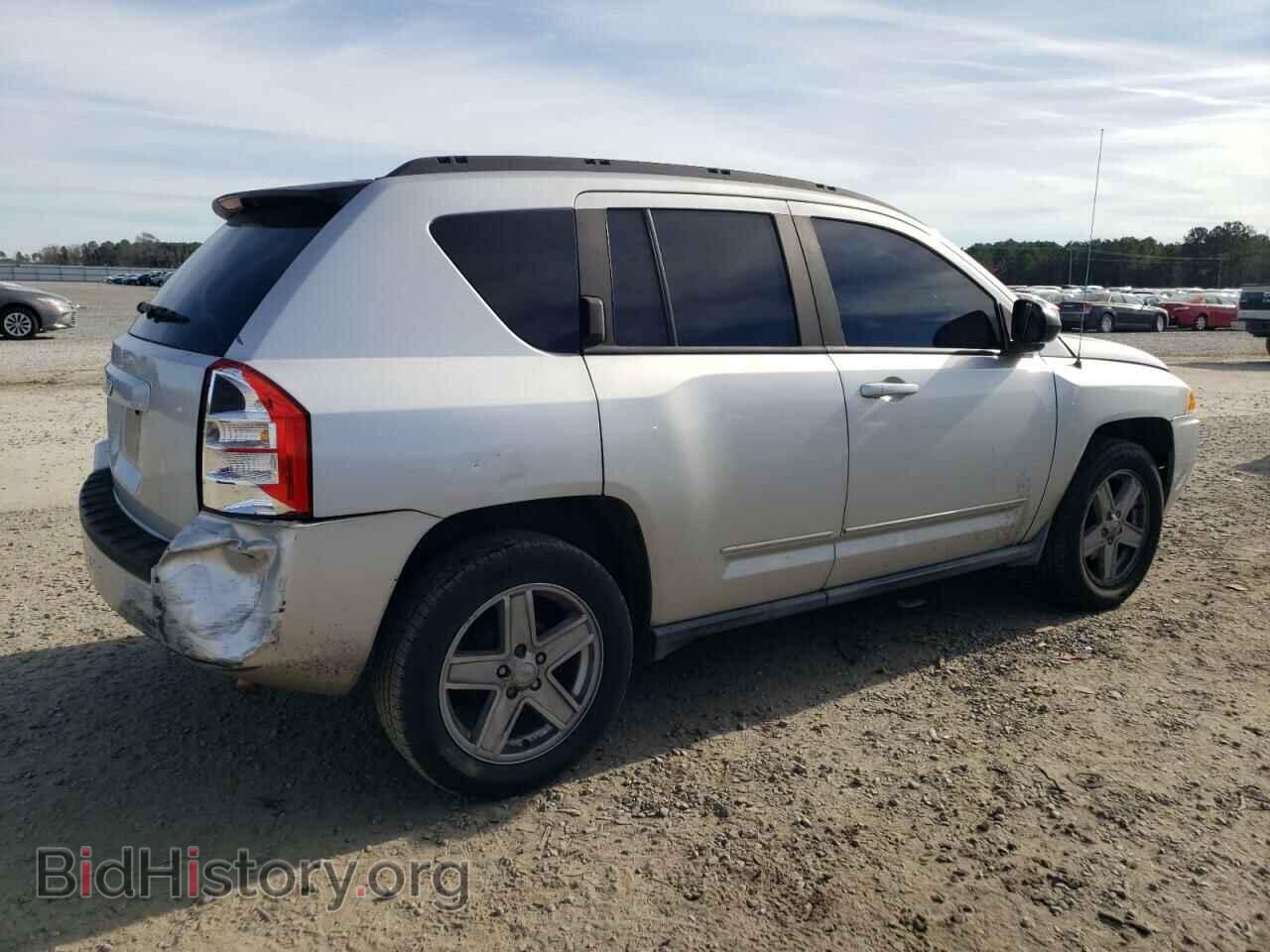 2010 JEEP COMPASS - VIN: 1J4NT4FA8AD503378 - Фото 3
