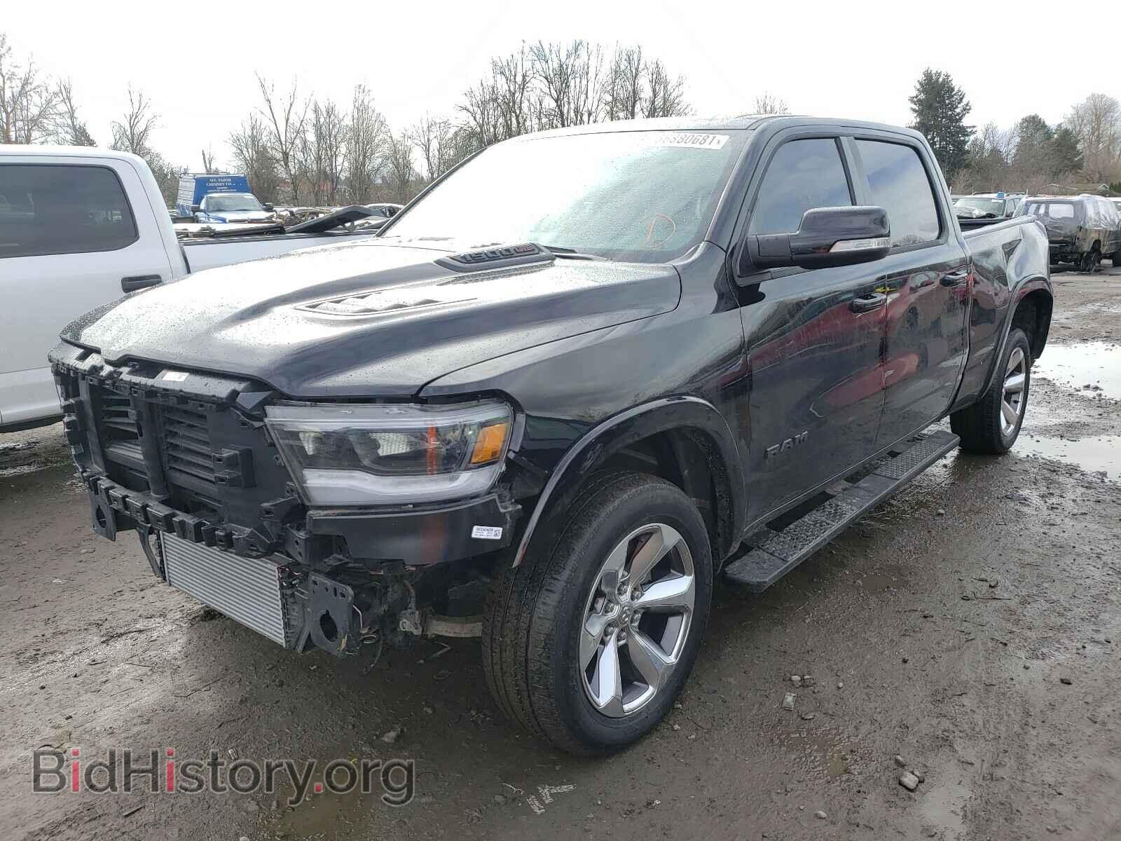2020 RAM 1500 - VIN: 1C6SRFRM8LN401477 - Фото 2