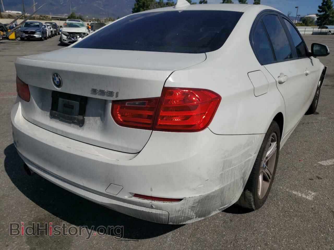 2013 BMW 3 SERIES - VIN: WBA3A5C52DF357887 - Фото 4