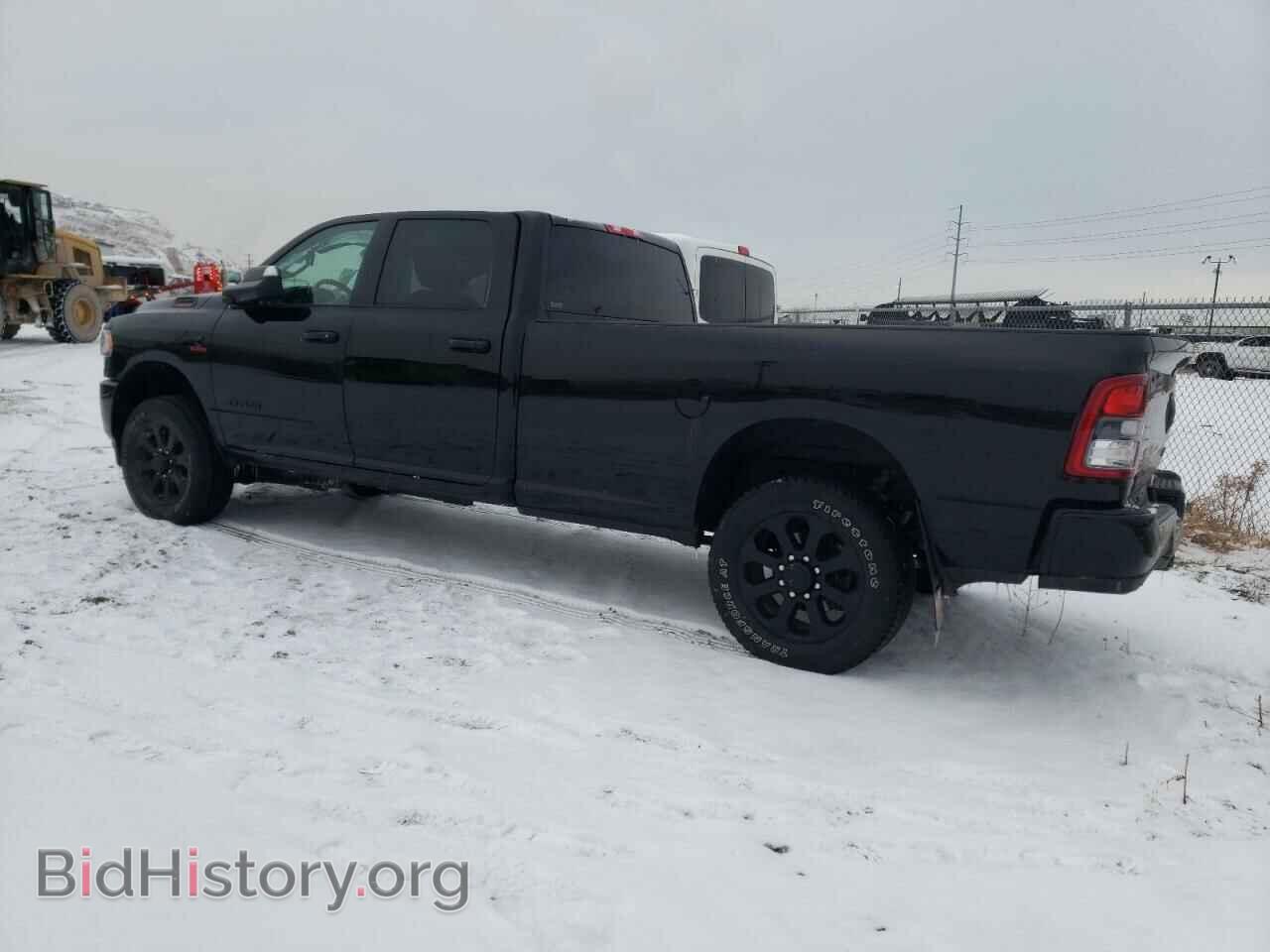 2022 RAM 3500 - VIN: 3C63R3HL9NG179720 - Photo 2
