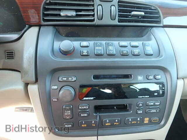 2000 CADILLAC DEVILLE - VIN: 1G6KF5798YU246519 - Фото 9