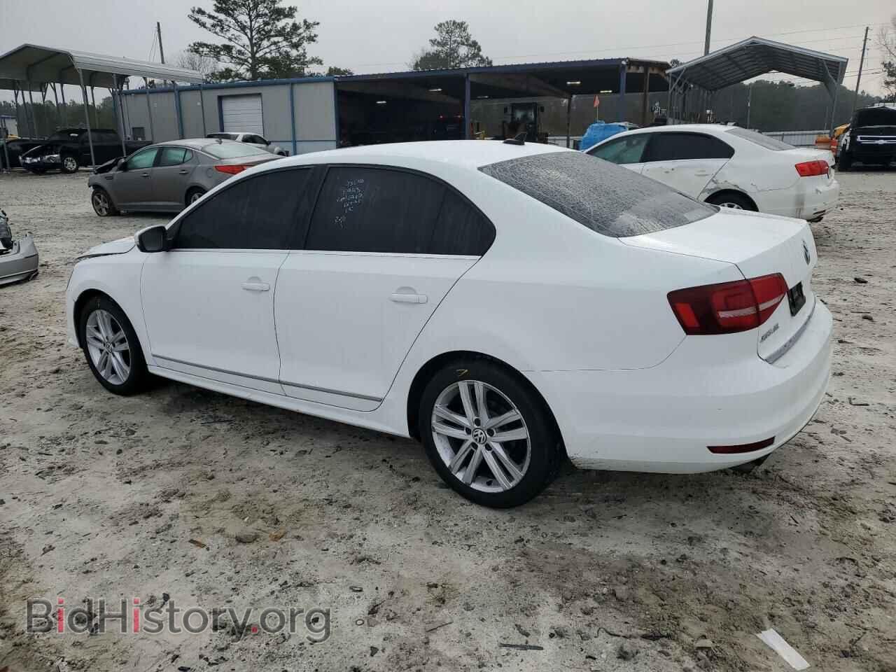2017 VOLKSWAGEN JETTA - VIN: 3VWL17AJ5HM300262 - Photo 2