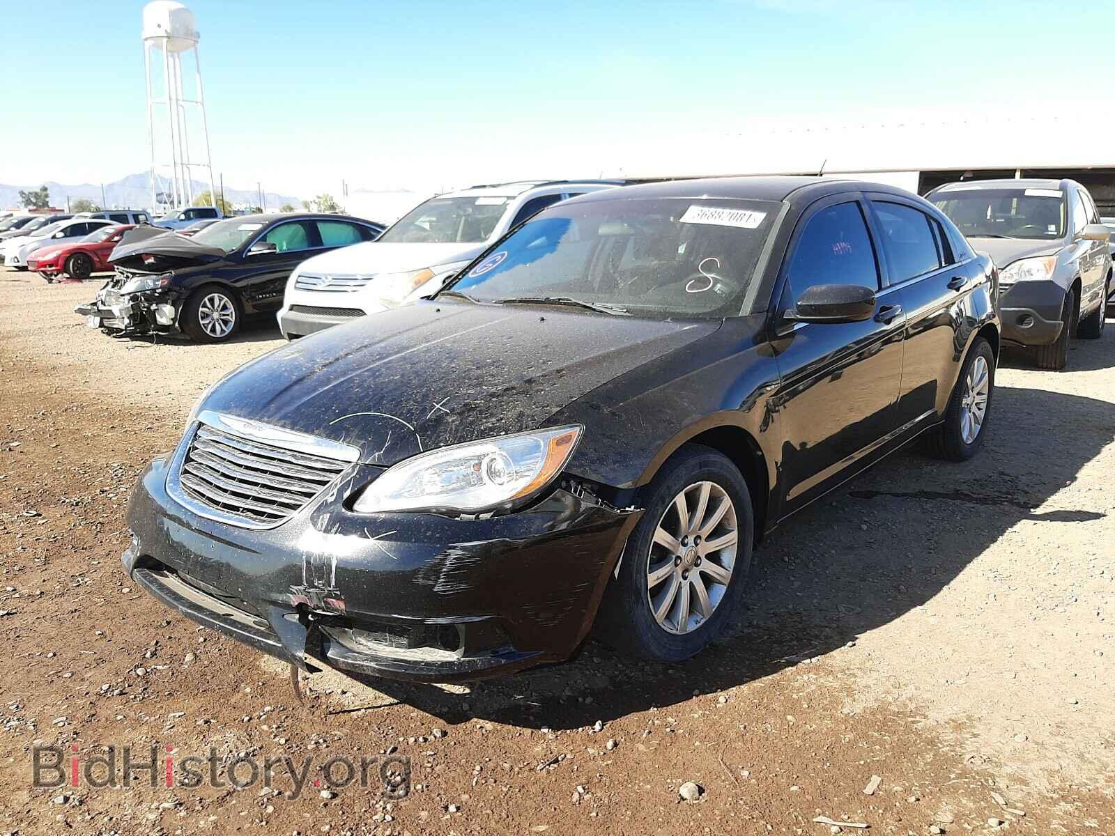 2013 CHRYSLER 200 - VIN: 1C3CCBBB5DN715867 - Фото 2