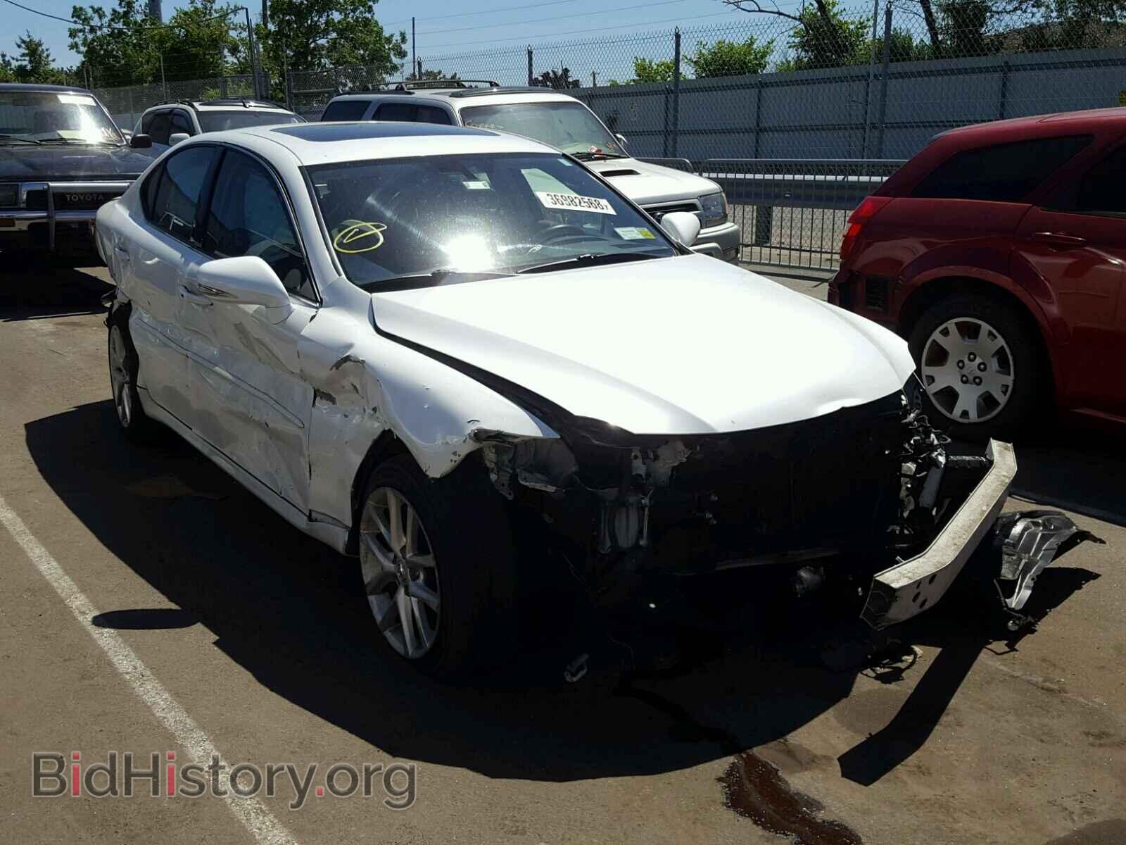 Photo JTHCE5C28C5002948 - LEXUS IS 2012