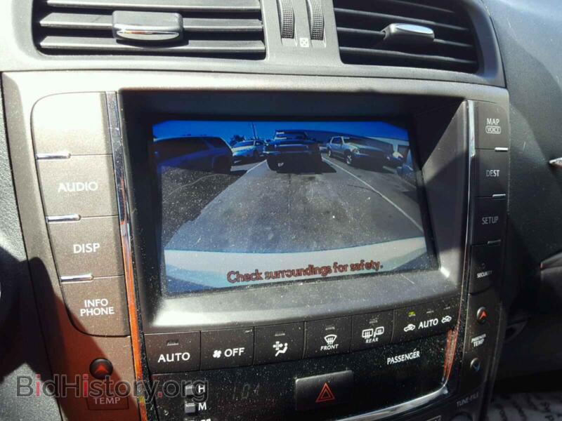 2012 Lexus IS (VIN JTHCE5C28C5002948) — фото 9 из 10